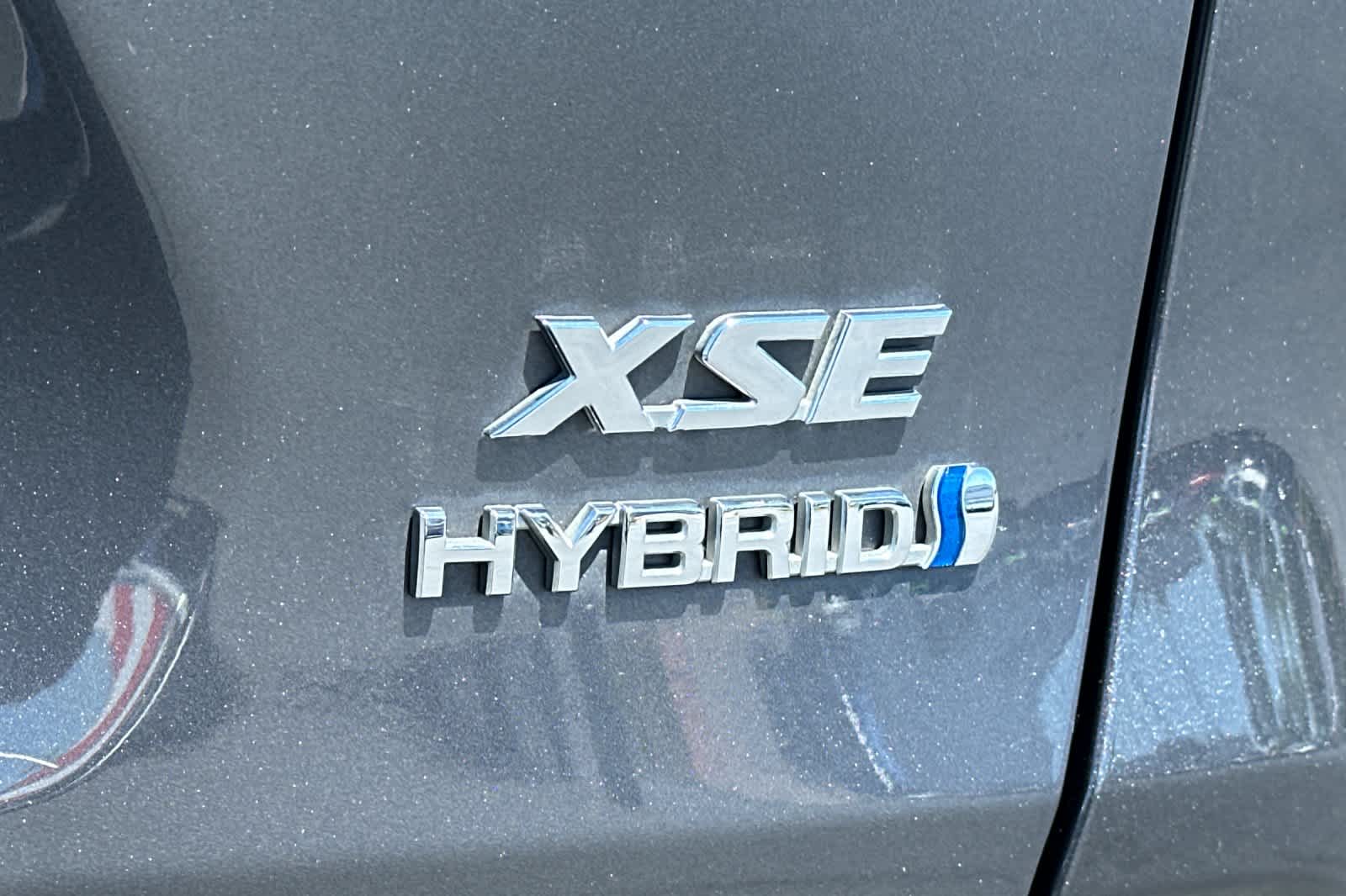 Thumbnail: 2021 Toyota RAV4 - 31