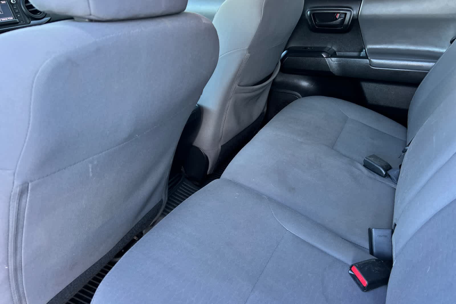 Thumbnail: 2019 Toyota Tacoma - 4