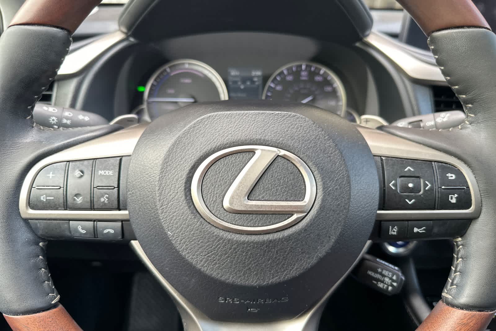 Thumbnail: 2020 Lexus RX - 26