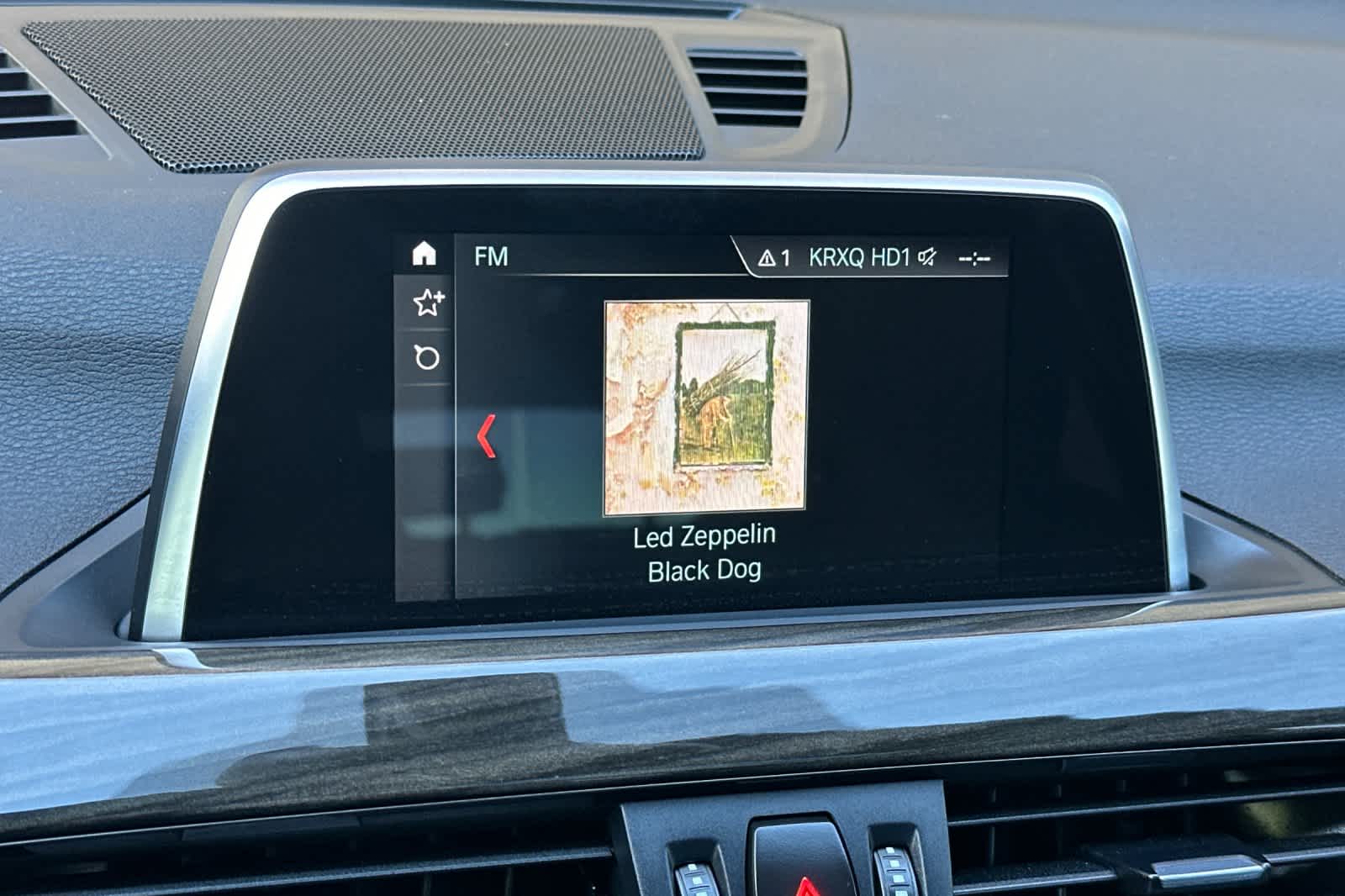 Thumbnail: 2018 BMW X1 - 20