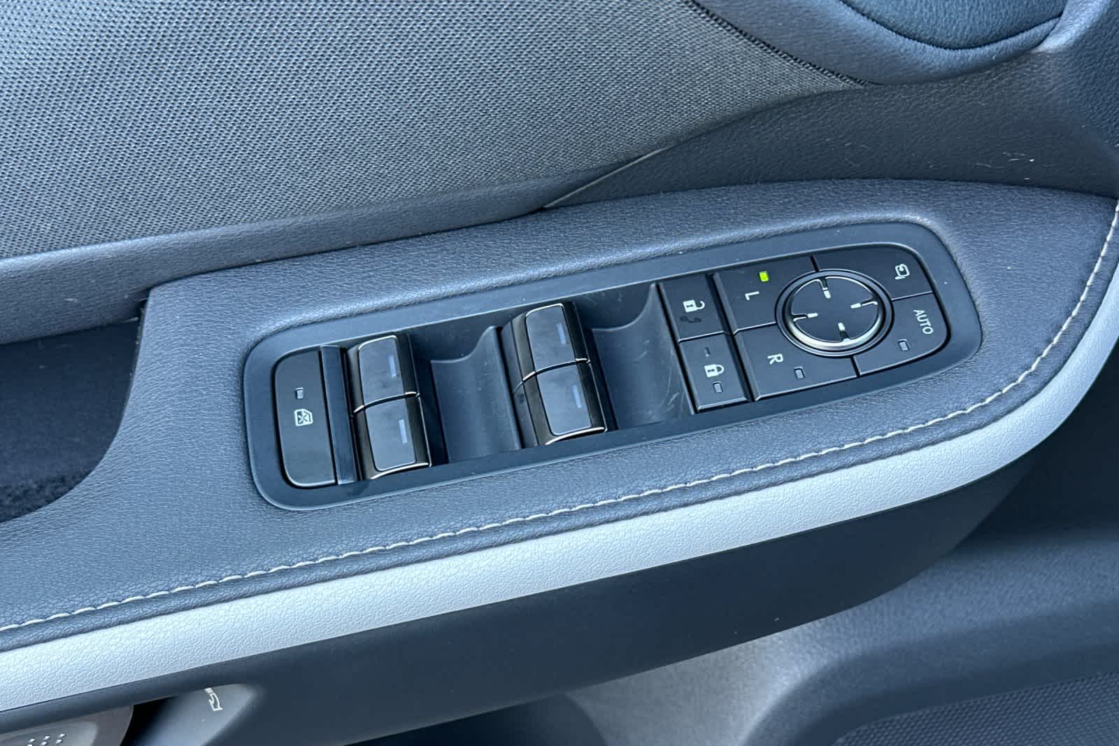 Thumbnail: 2025 Lexus TX - 13