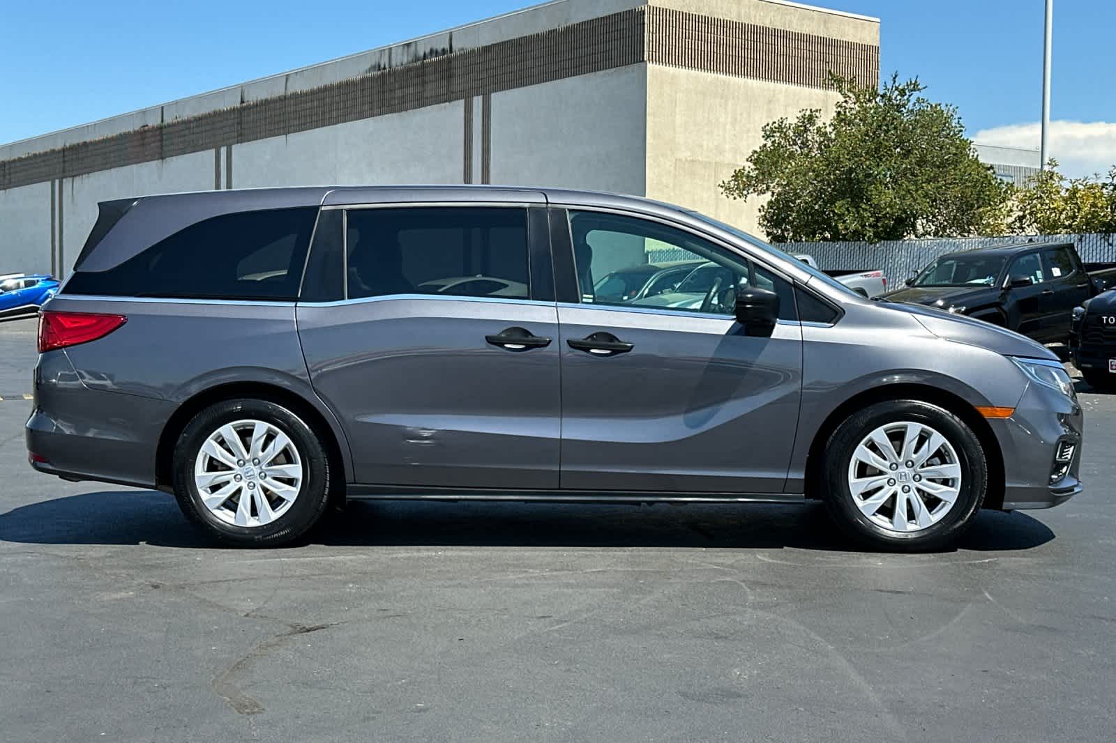 Thumbnail: 2020 Honda Odyssey - 6