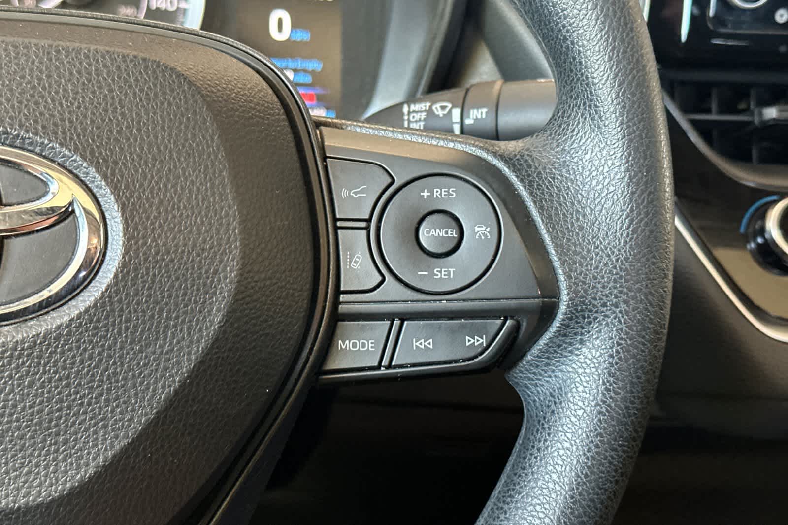 Thumbnail: 2022 Toyota Corolla - 25