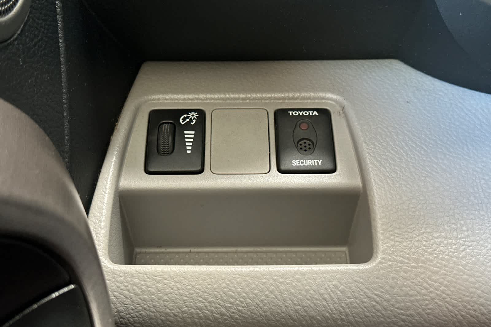 Thumbnail: 2007 Toyota RAV4 - 25