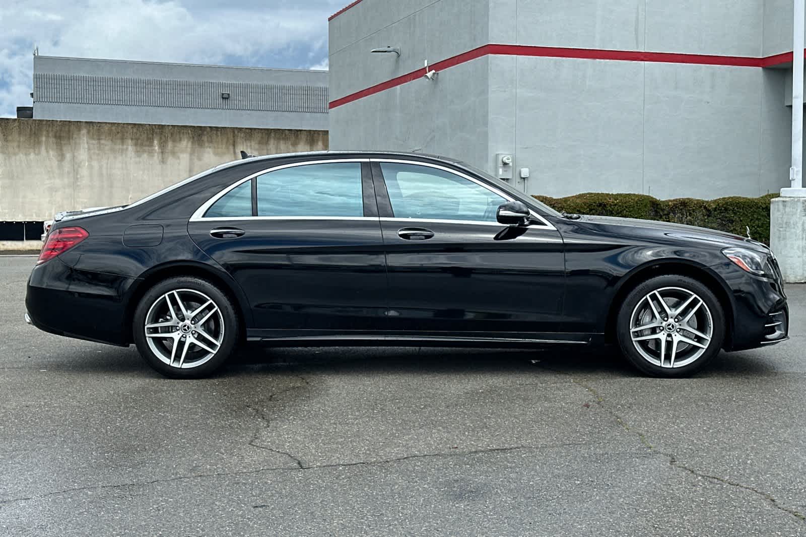 Thumbnail: 2019 Mercedes-Benz S-Class - 6