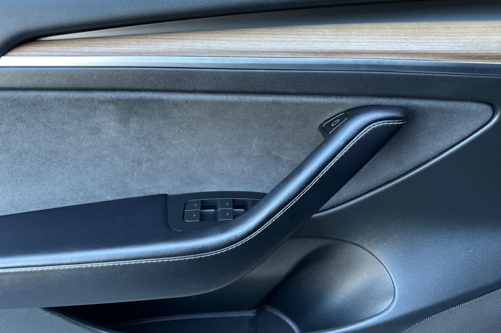 Thumbnail: 2023 Tesla Model 3 - 12