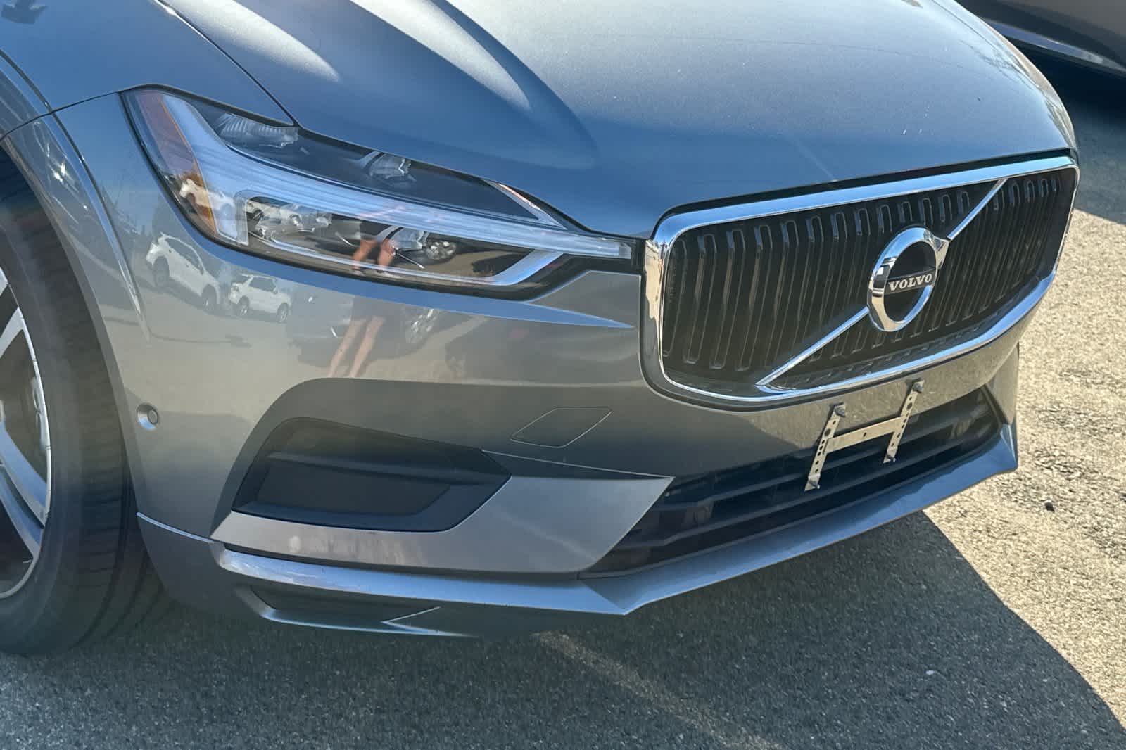 Thumbnail: 2018 Volvo XC60 - 8