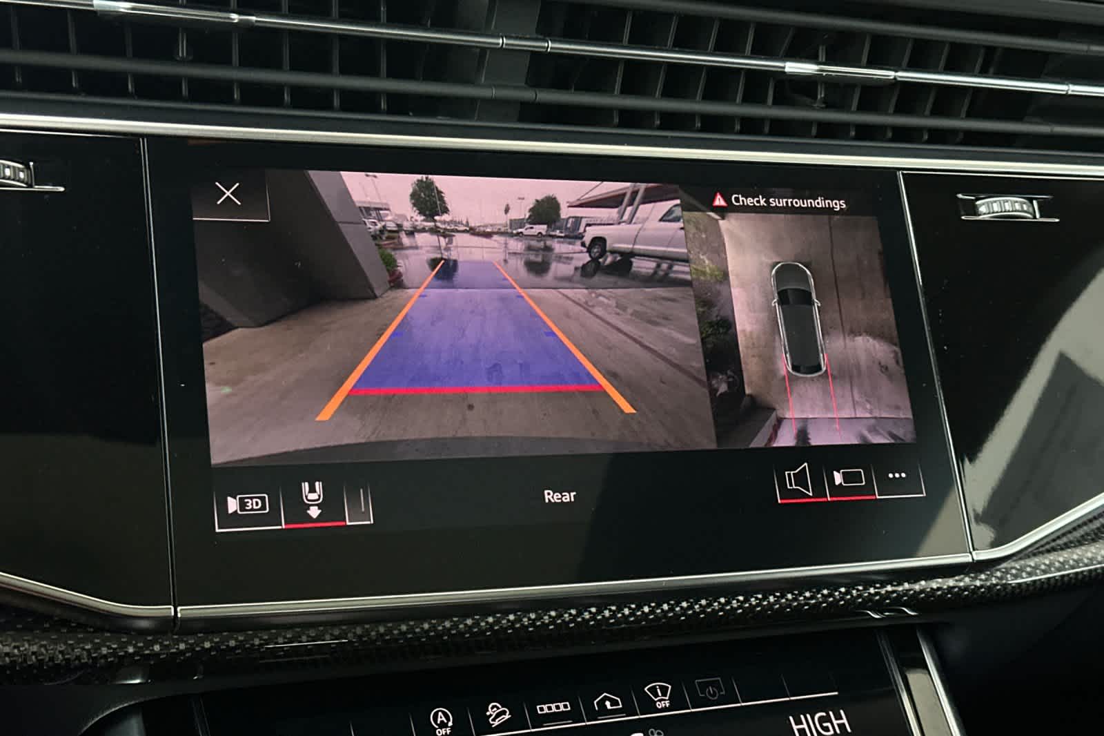 Thumbnail: 2021 Audi SQ8 - 23