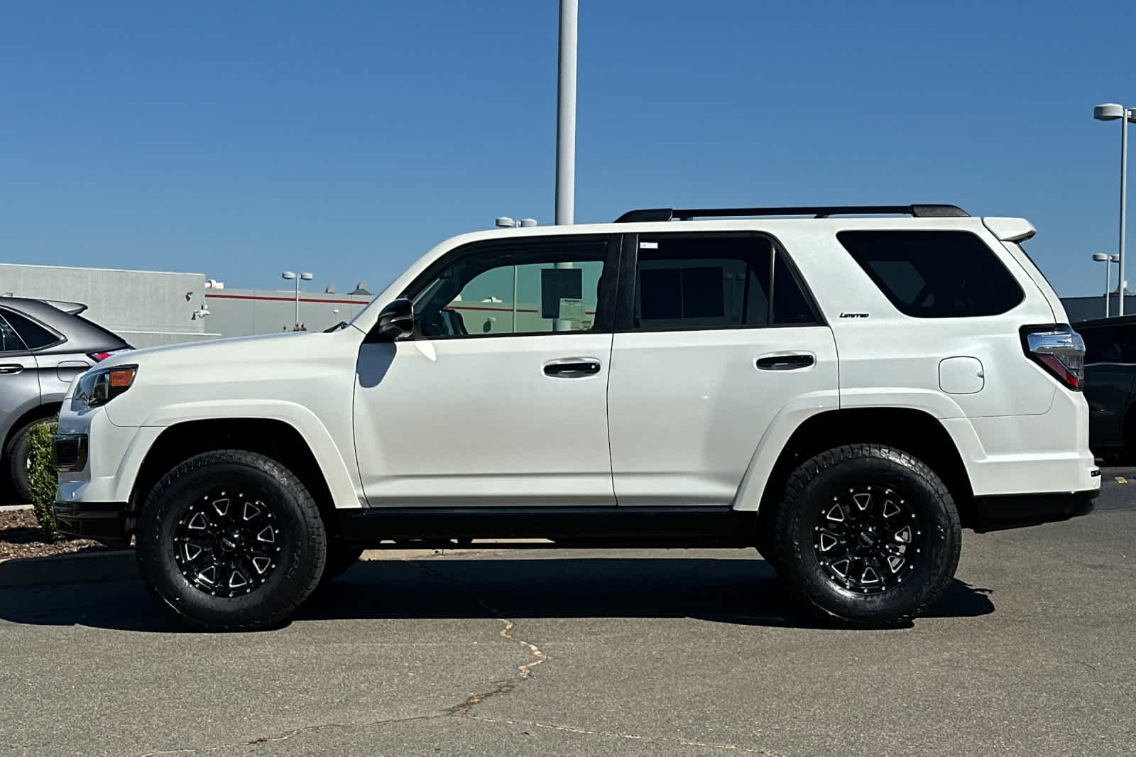 Thumbnail: 2021 Toyota 4Runner - 9