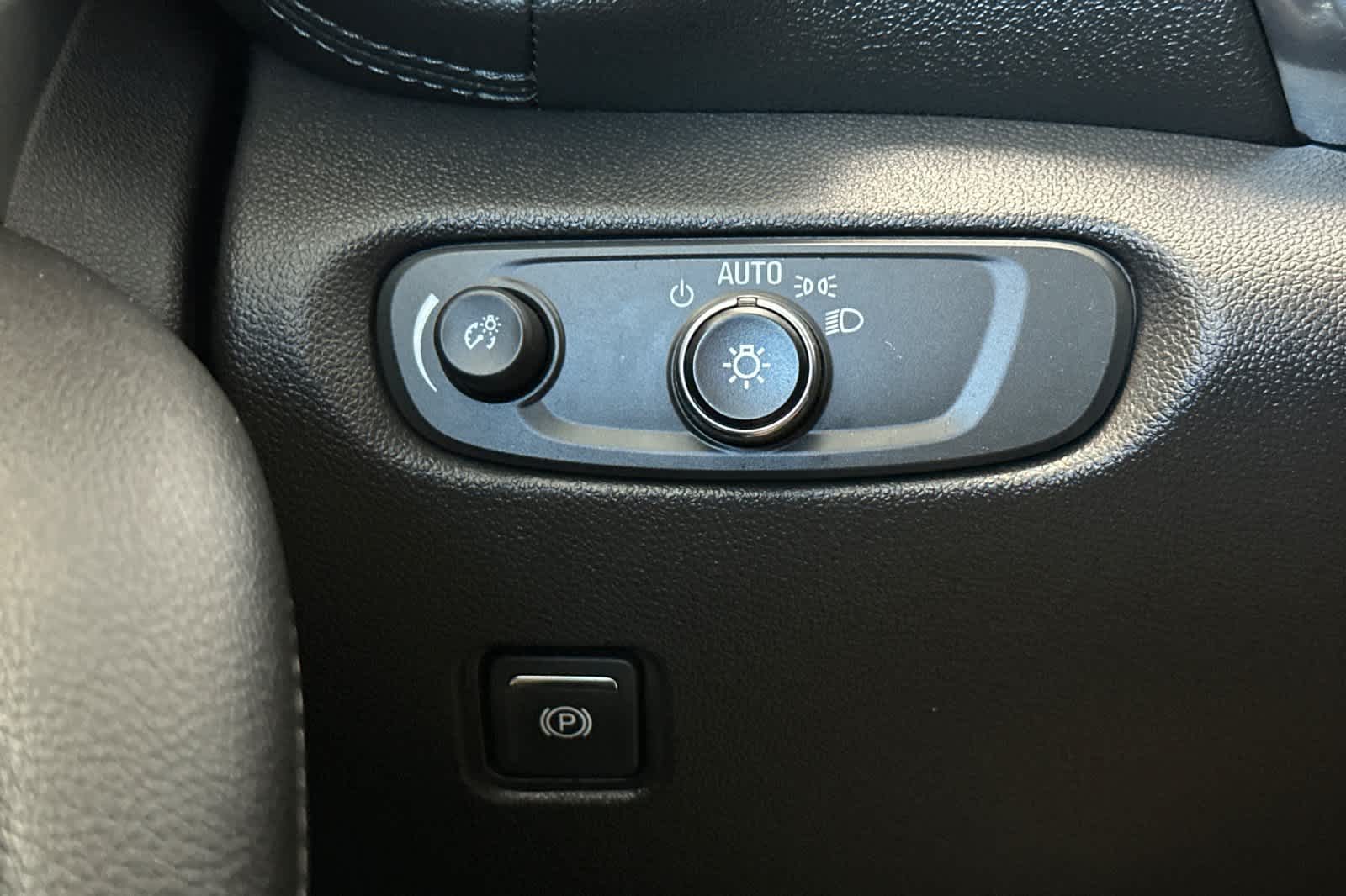 Thumbnail: 2021 Chevrolet Blazer - 30