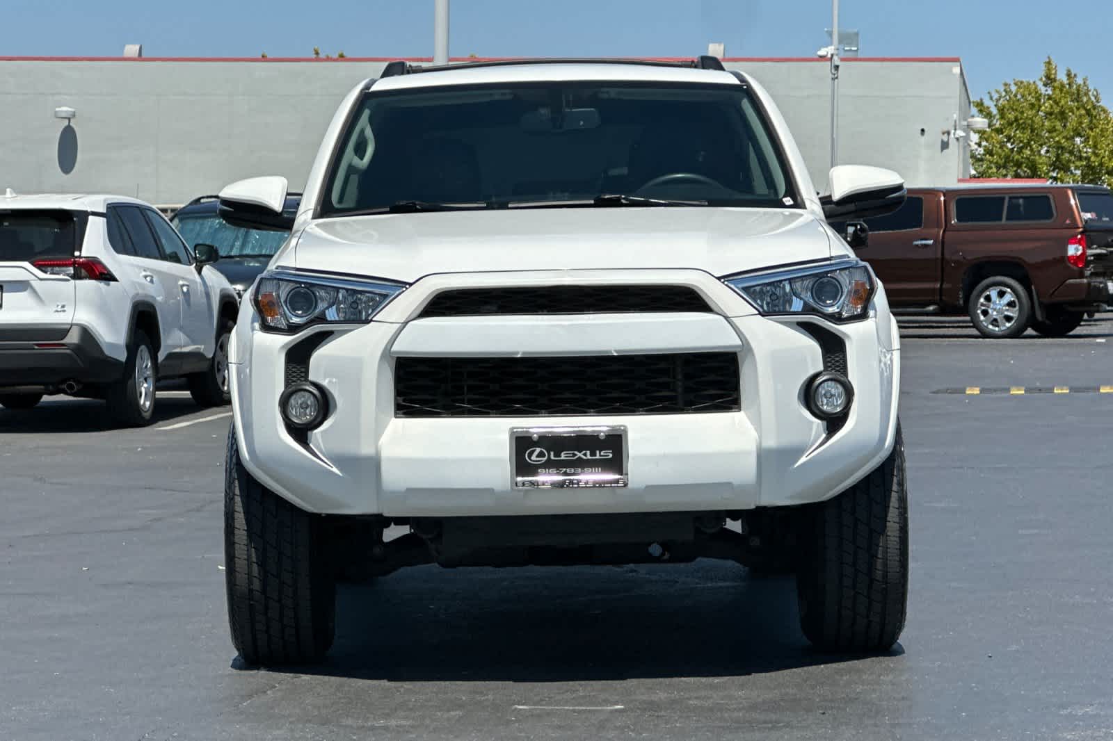 Thumbnail: 2019 Toyota 4Runner - 10