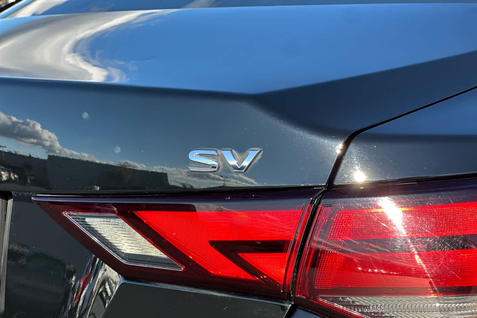 Thumbnail: 2023 Nissan Sentra - 30