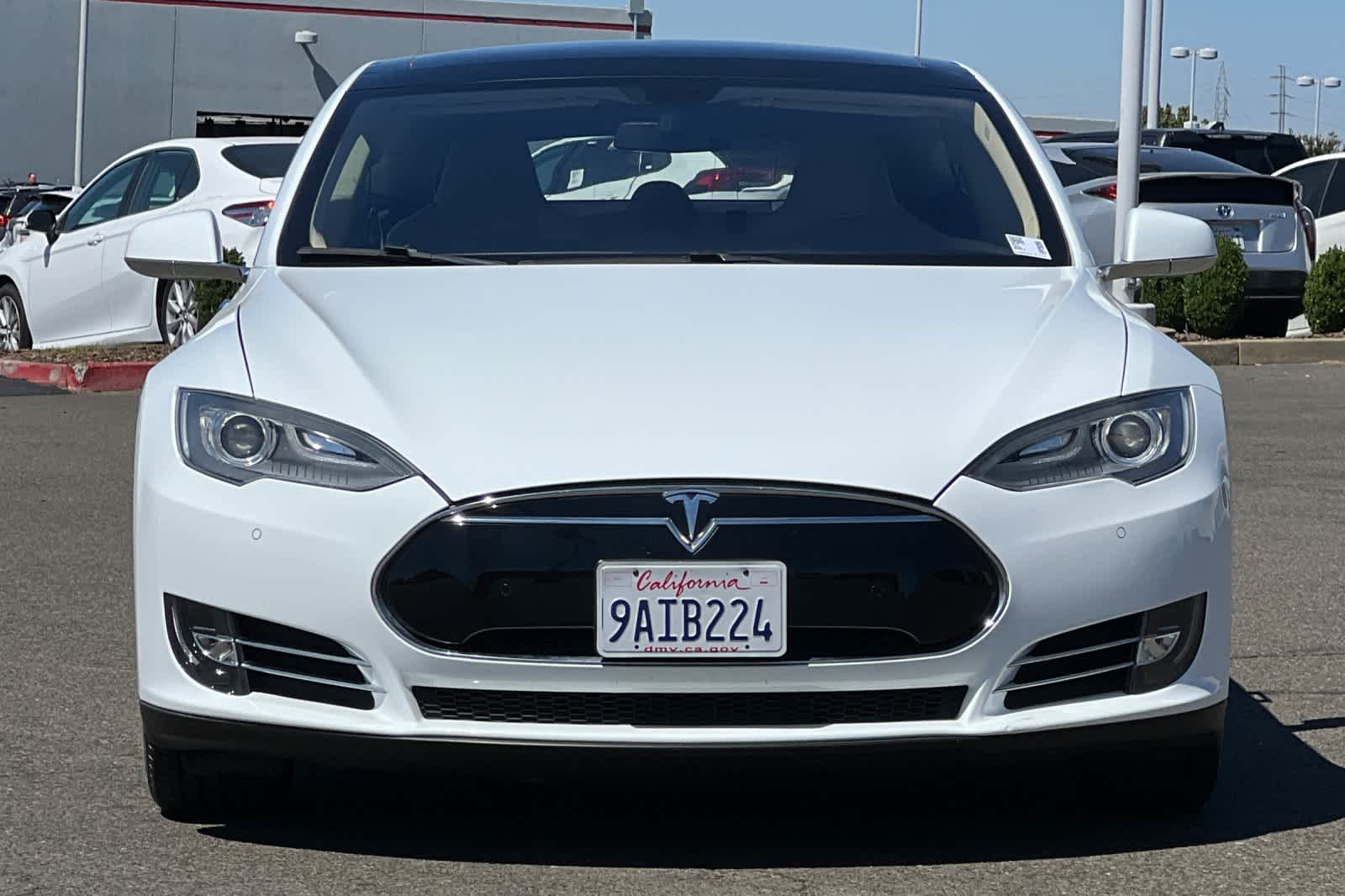 2014 Tesla Model S Base 10