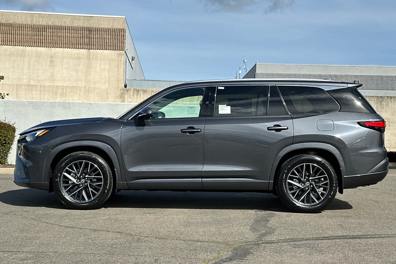 Thumbnail: 2026 Lexus TX - 9