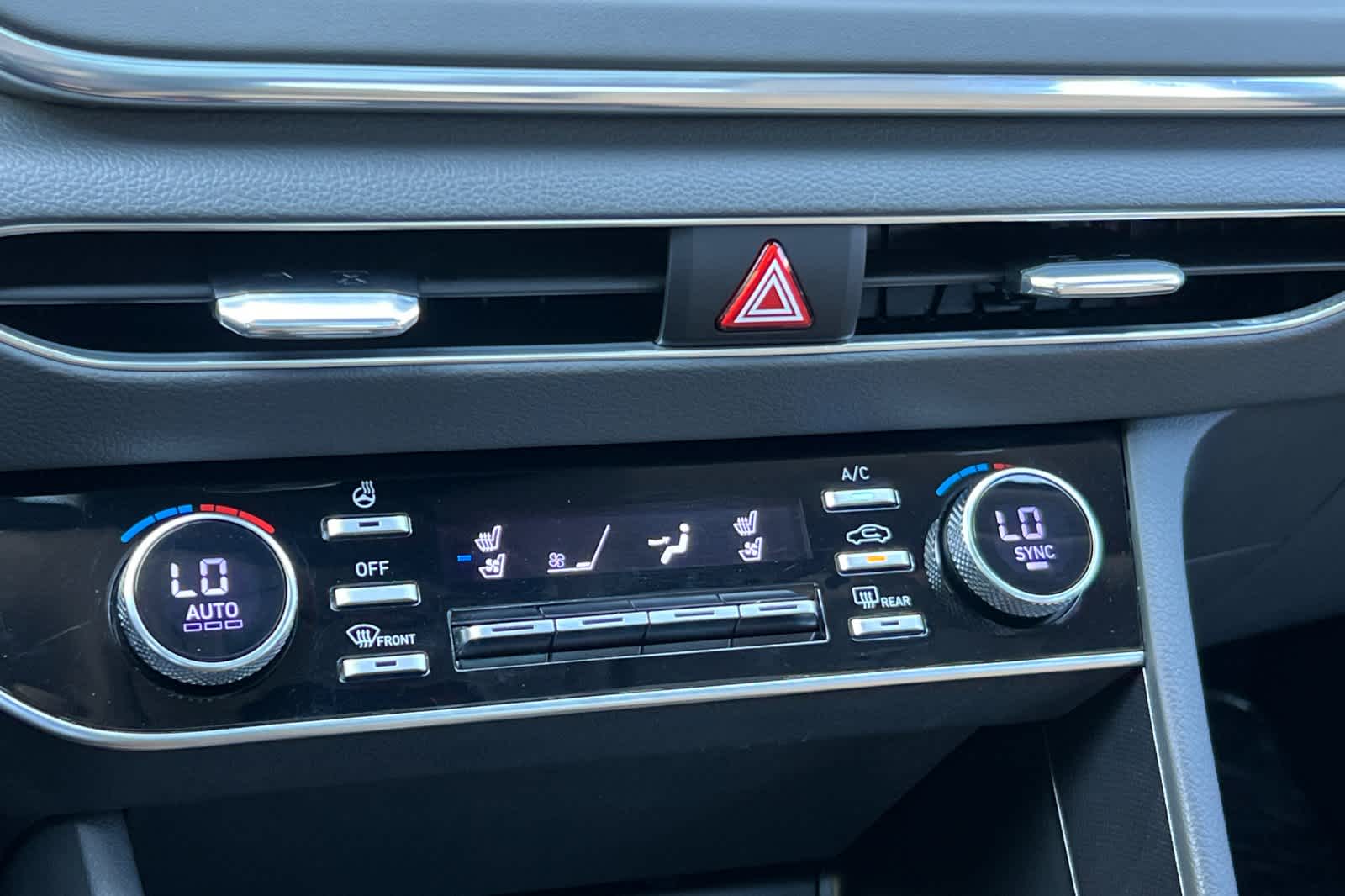 Thumbnail: 2022 Hyundai Sonata - 23