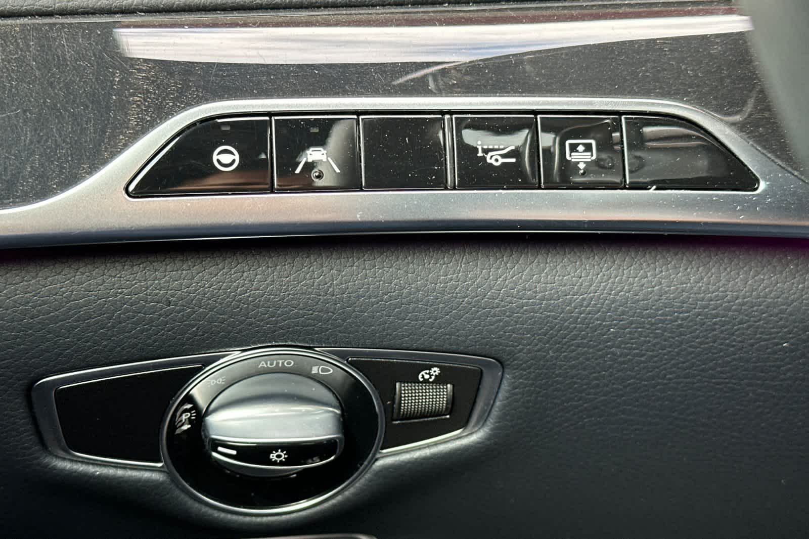 Thumbnail: 2019 Mercedes-Benz S-Class - 31