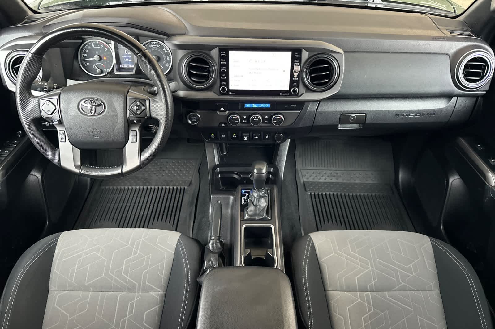 Thumbnail: 2022 Toyota Tacoma - 3