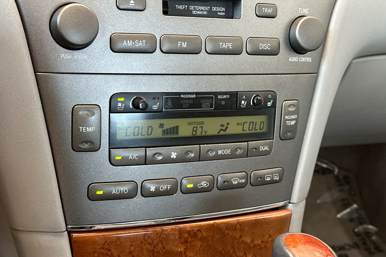 Thumbnail: 2005 Lexus ES - 20