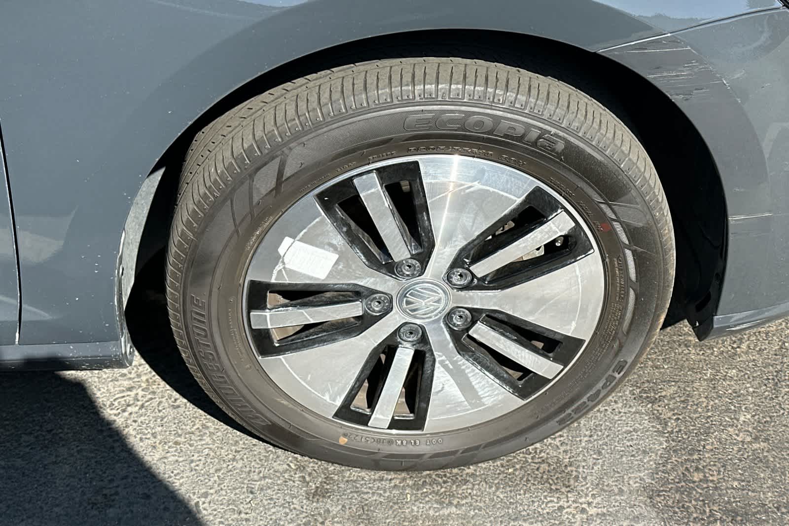 Thumbnail: 2019 Volkswagen e-Golf - 12