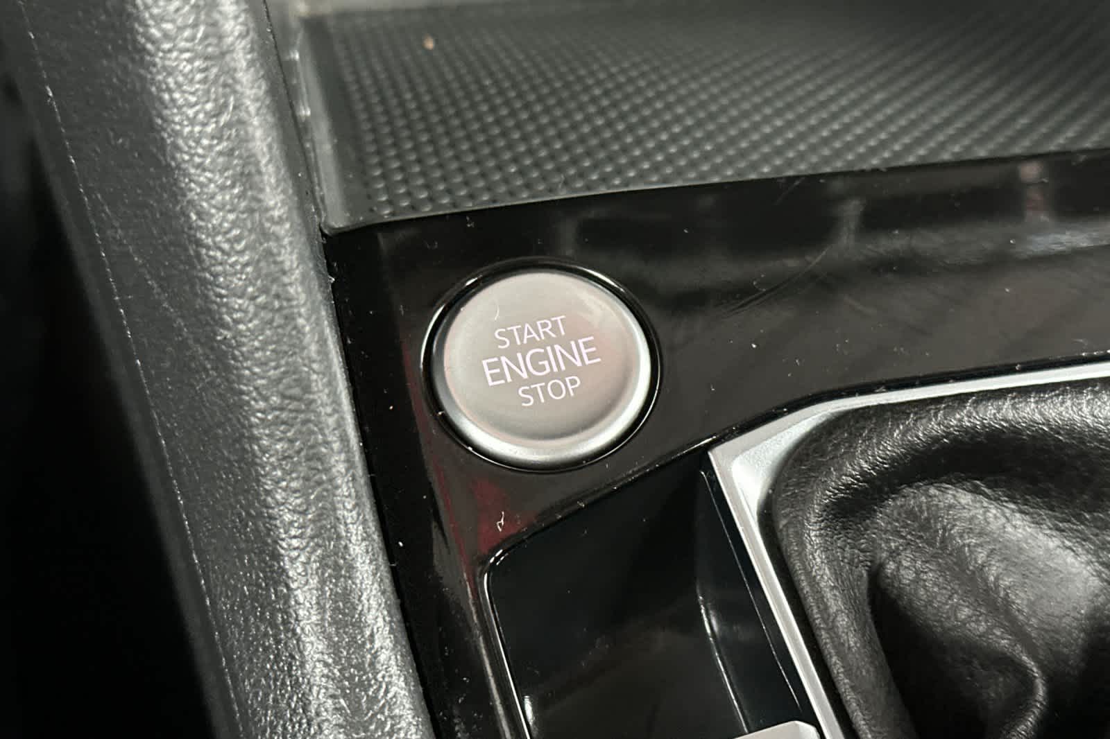 Thumbnail: 2024 Volkswagen Taos - 23