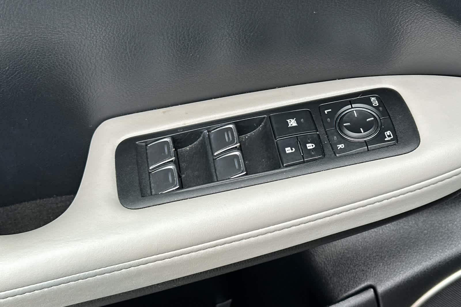 Thumbnail: 2019 Lexus RX - 13