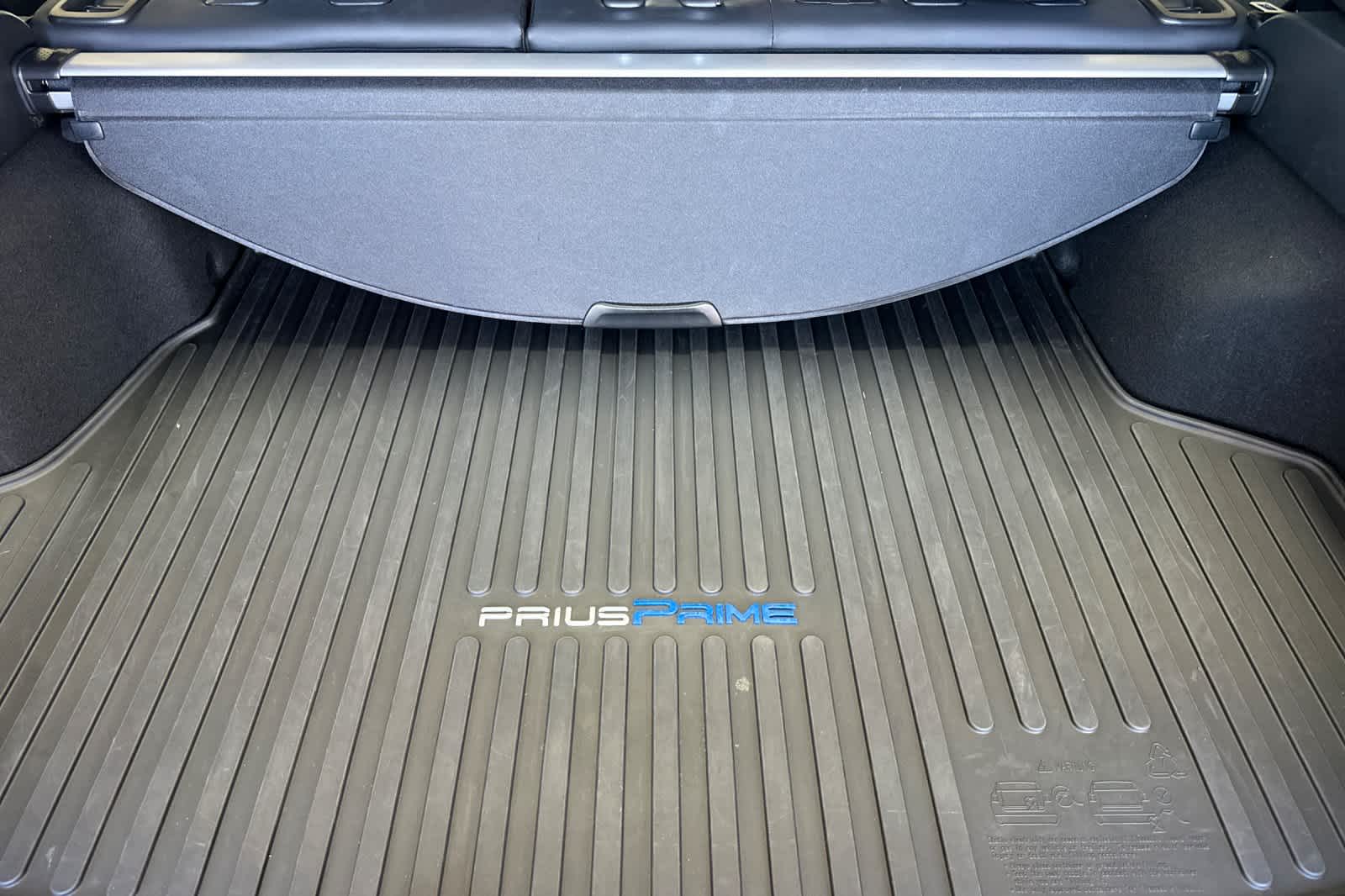 2021 Toyota Prius Prime XLE 15