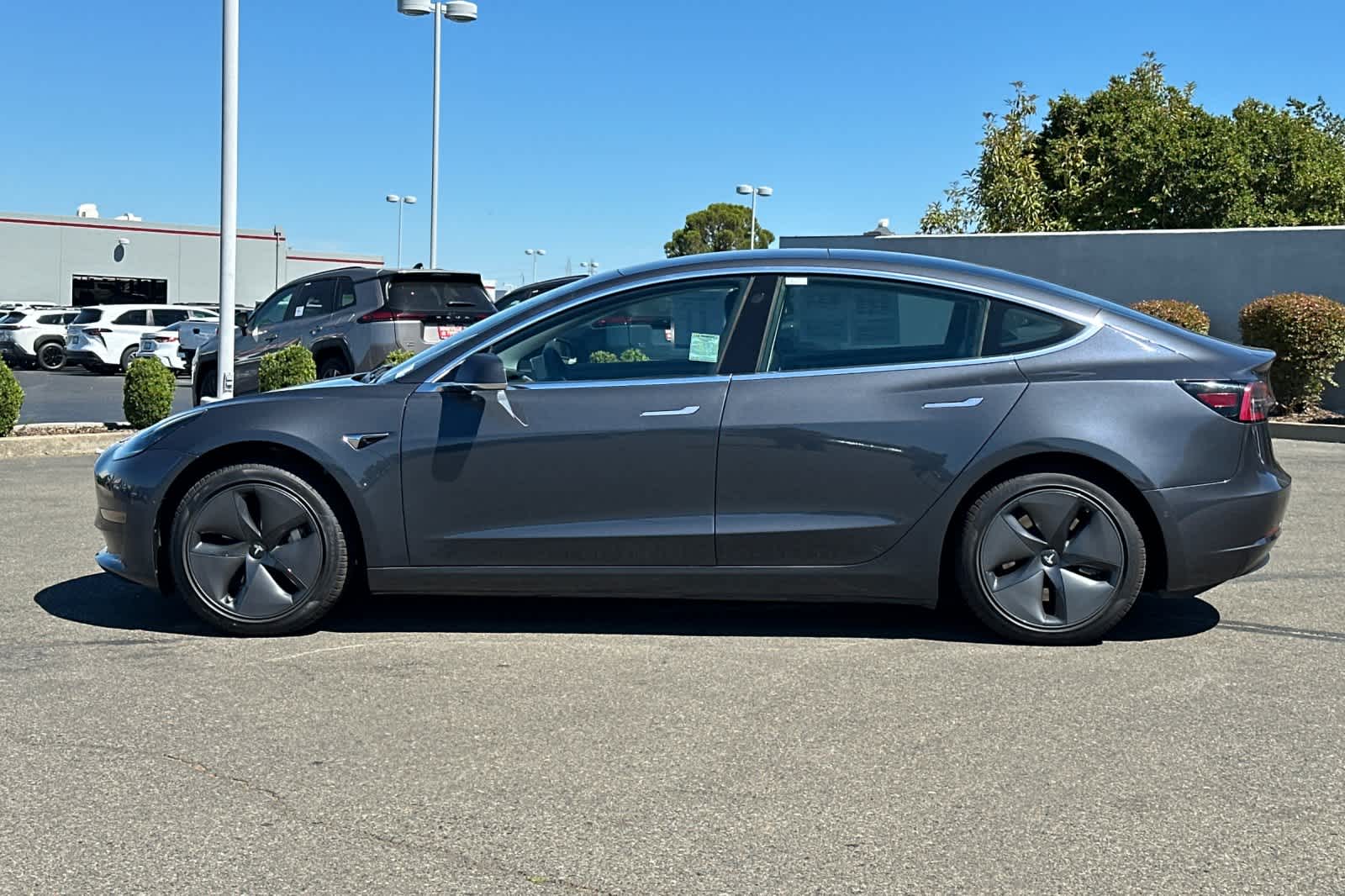 Thumbnail: 2019 Tesla Model 3 - 9
