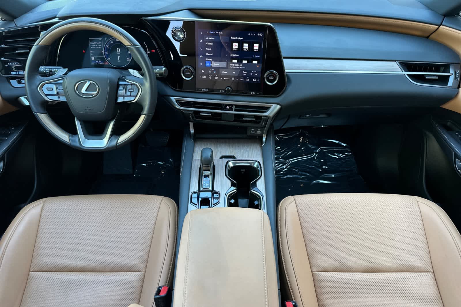 Thumbnail: 2024 Lexus RX - 3