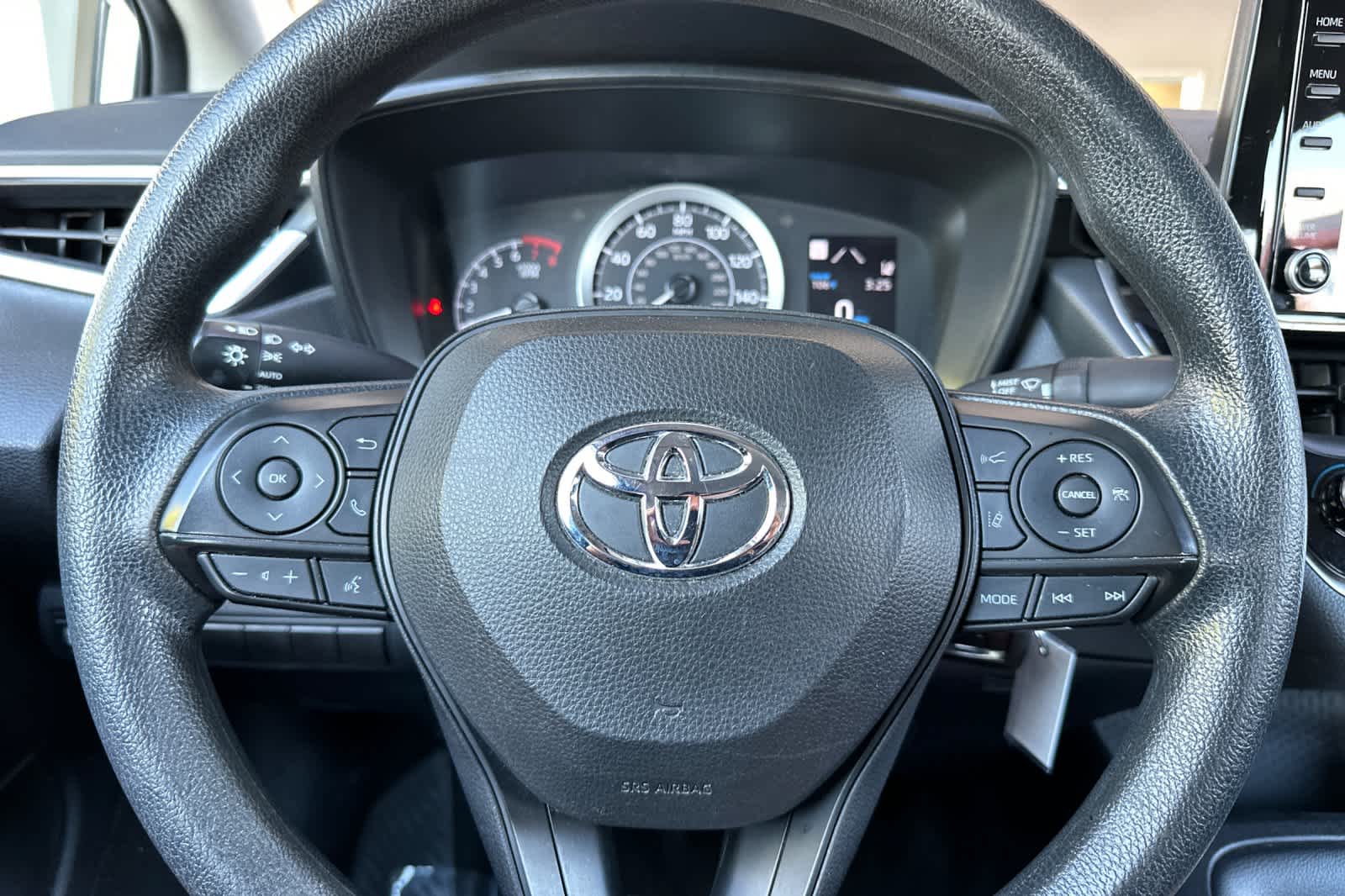 Thumbnail: 2022 Toyota Corolla - 22
