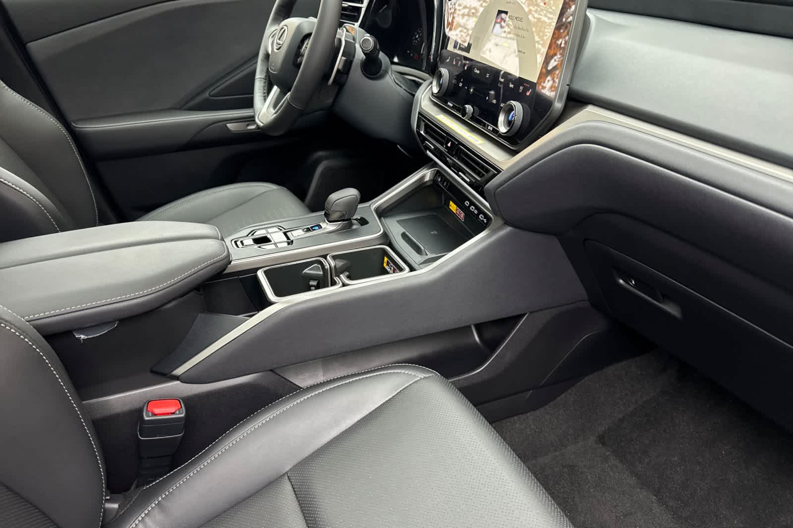 Thumbnail: 2026 Lexus TX - 18