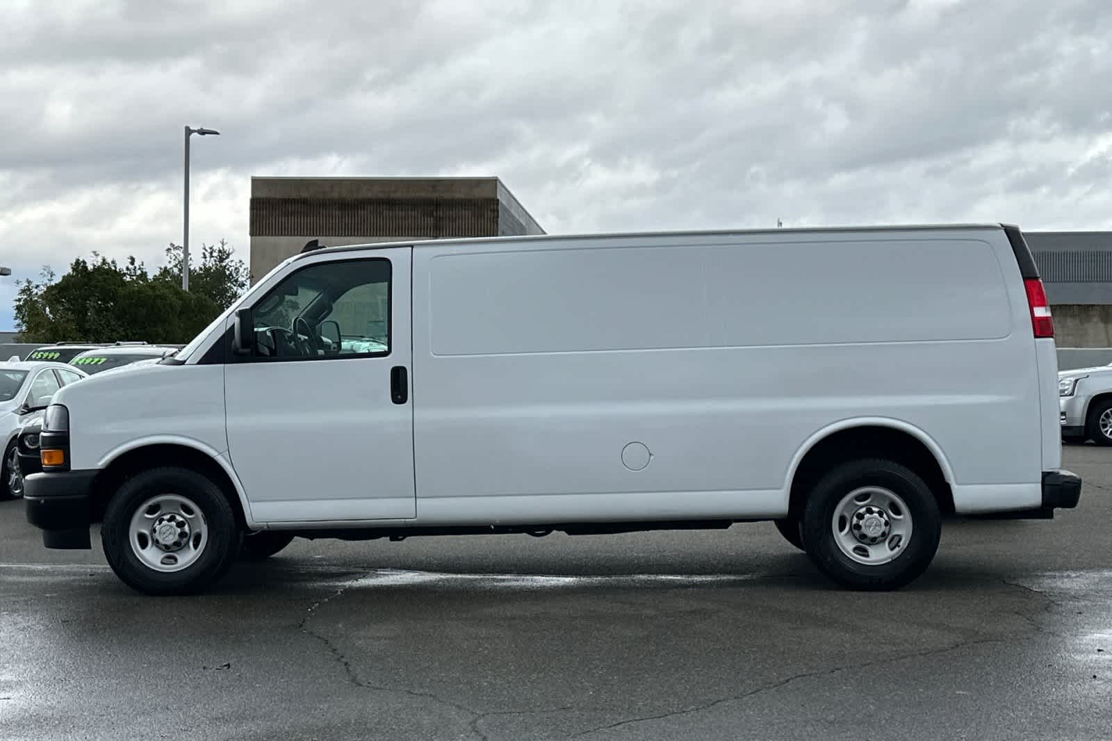 Thumbnail: 2020 Chevrolet Express - 7