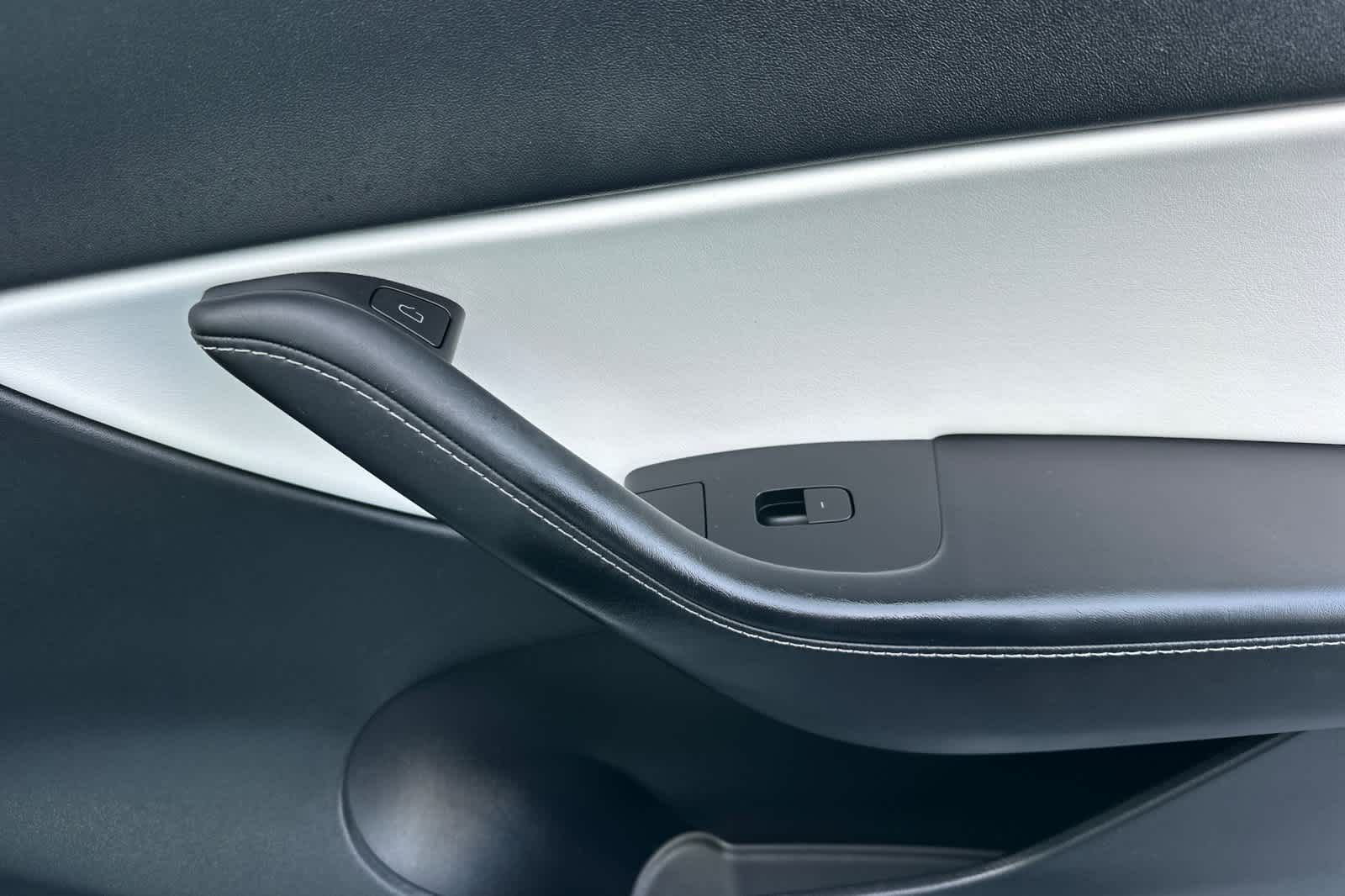 Thumbnail: 2021 Tesla Model Y - 19