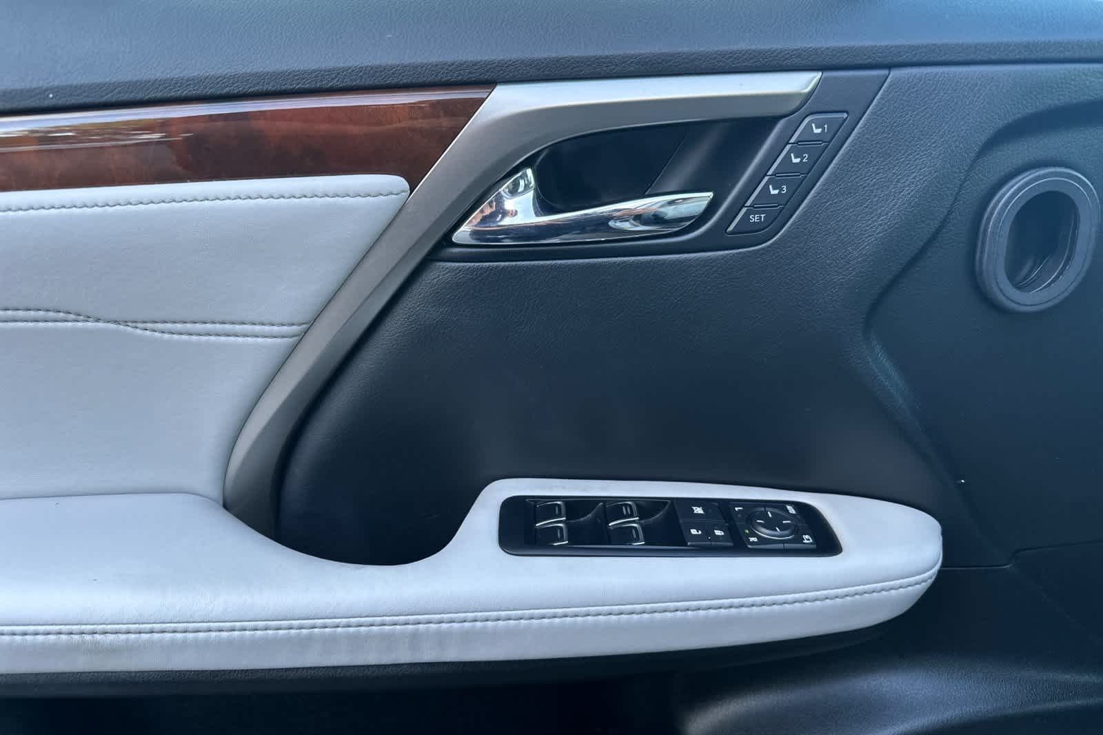 Thumbnail: 2017 Lexus RX - 11