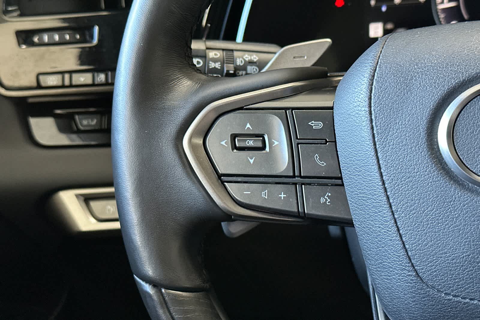 Thumbnail: 2024 Lexus RX - 26