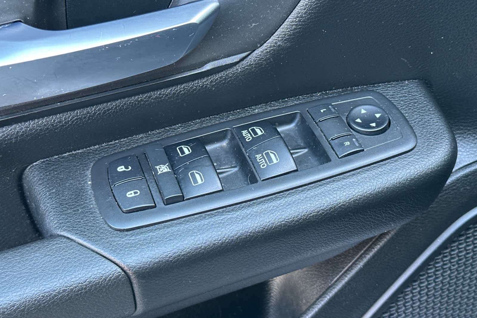 Thumbnail: 2019 RAM 1500 - 13