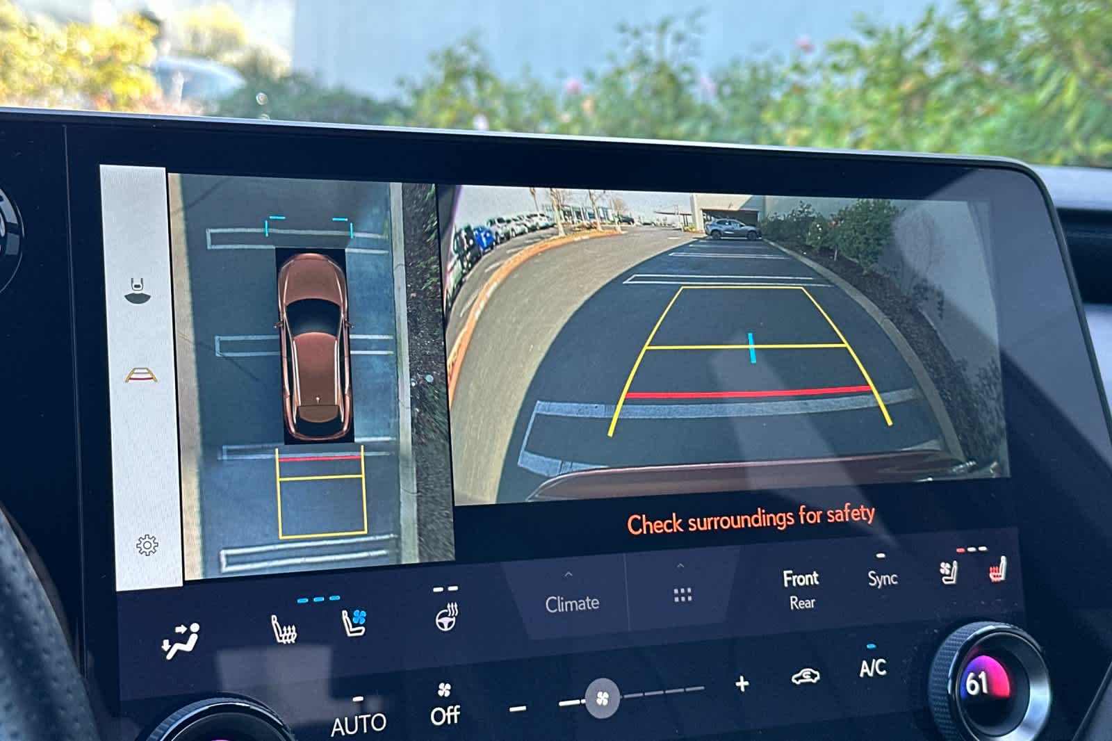 Thumbnail: 2024 Lexus RX - 23