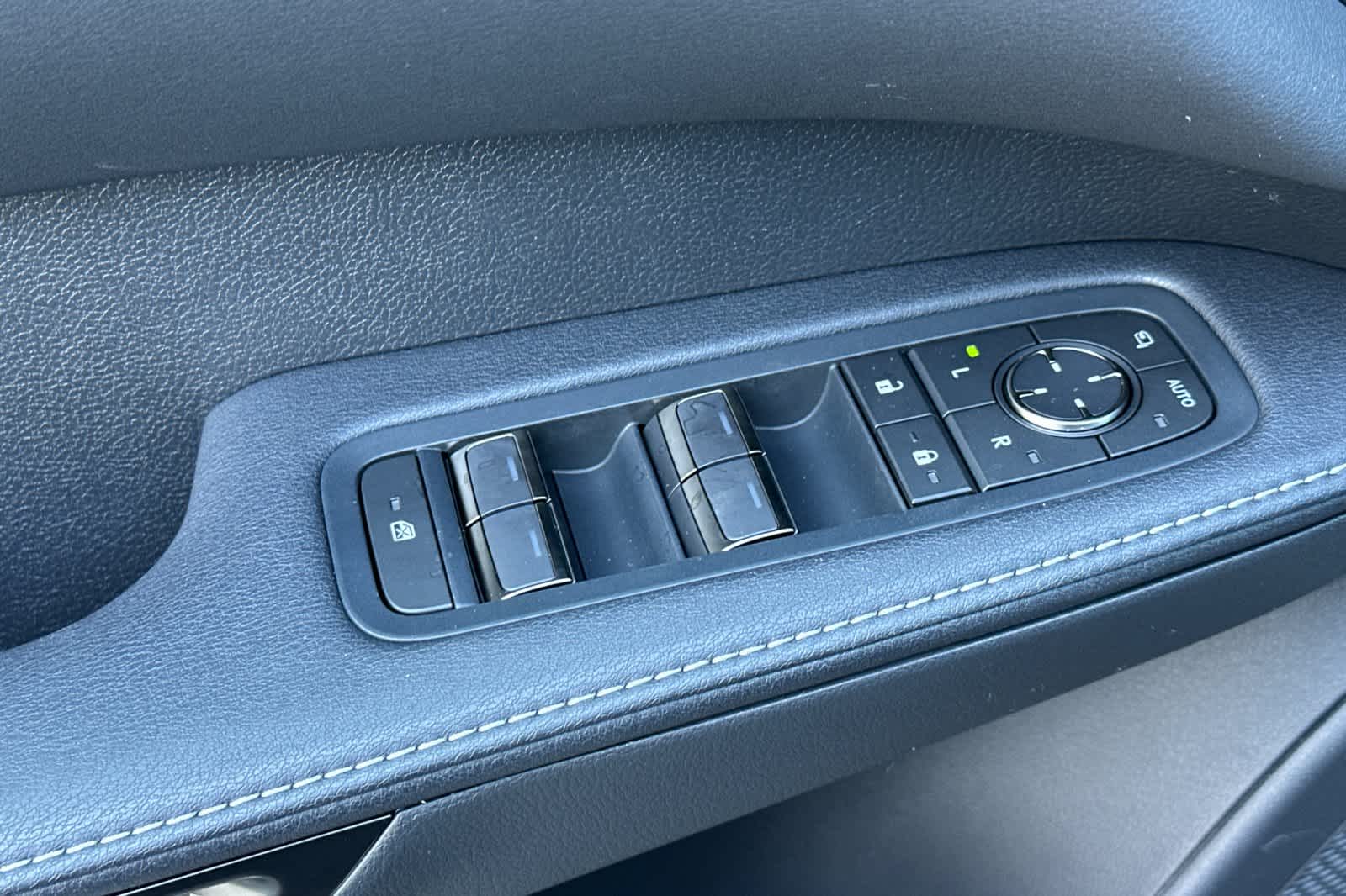 Thumbnail: 2025 Lexus RX - 13