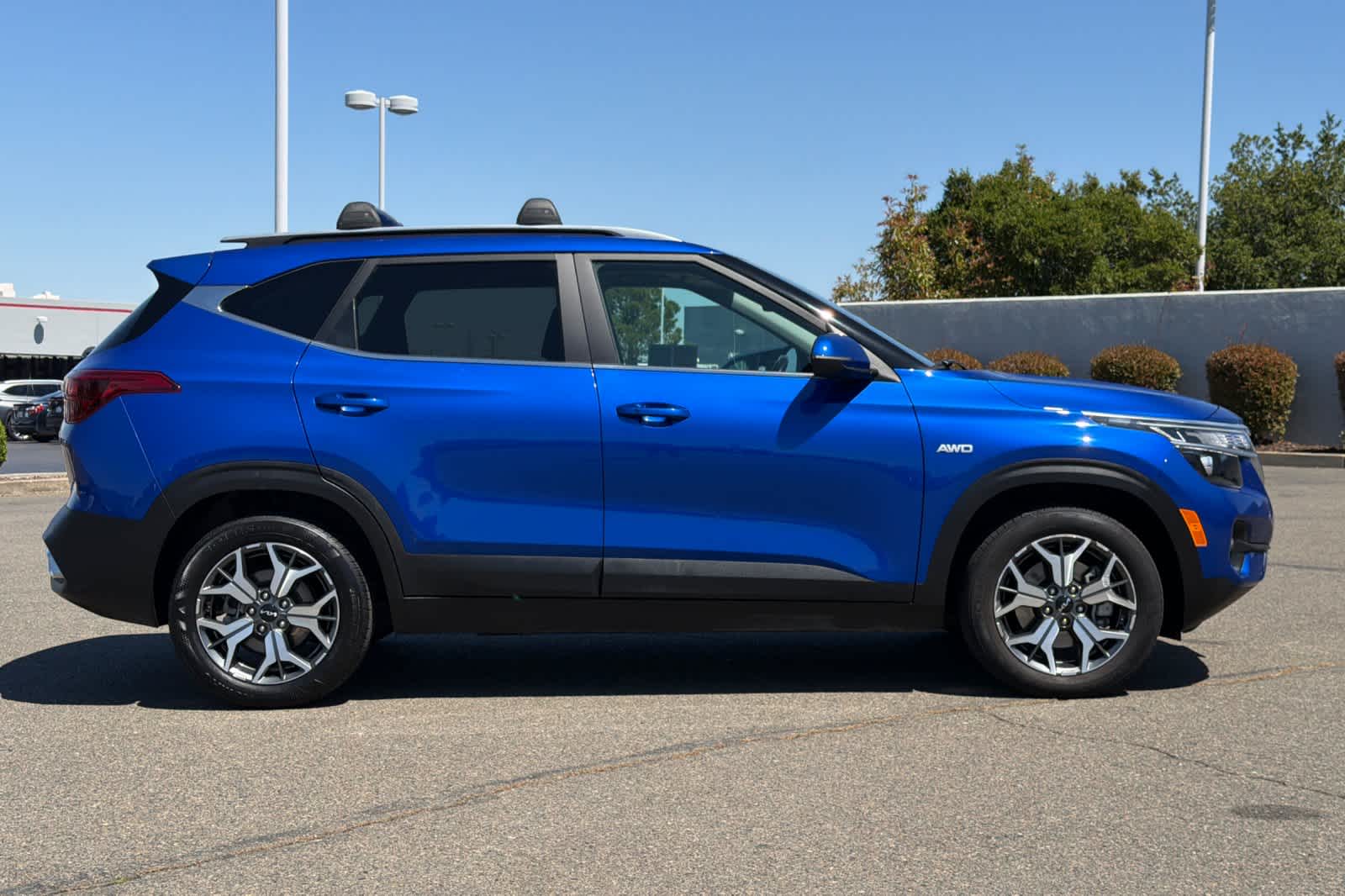 Thumbnail: 2023 Kia Seltos - 6