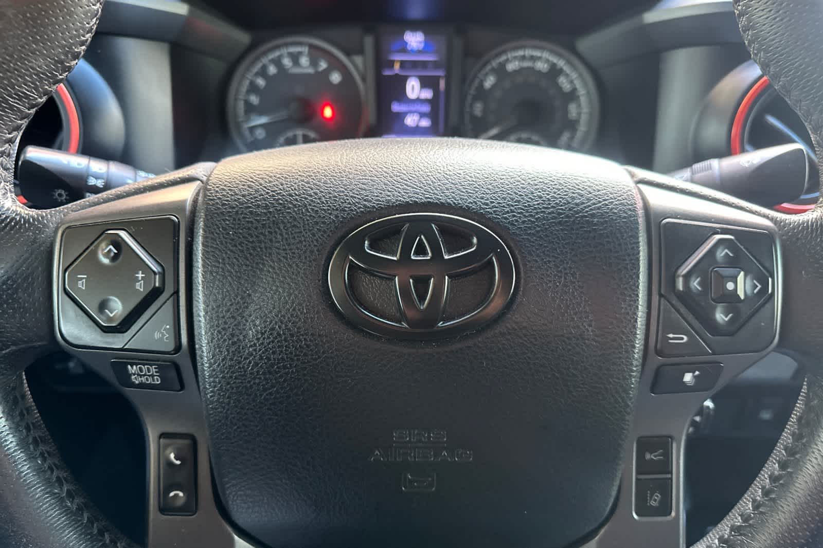 Thumbnail: 2018 Toyota Tacoma - 24