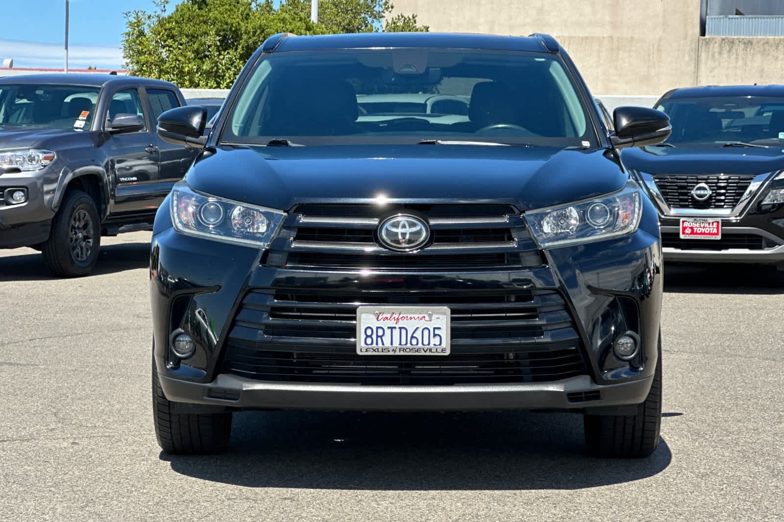 Thumbnail: 2019 Toyota Highlander - 10