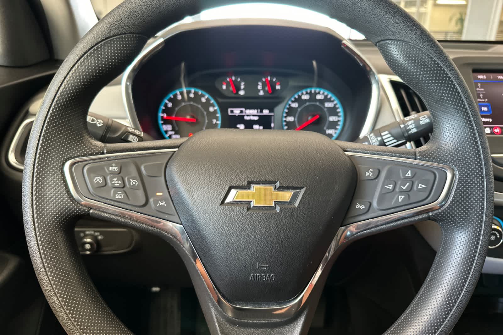 Thumbnail: 2020 Chevrolet Equinox - 25
