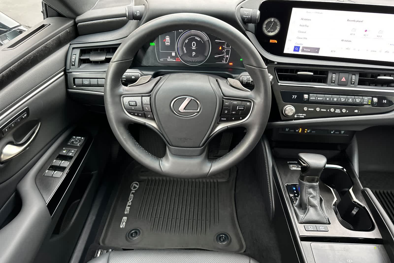 Thumbnail: 2024 Lexus ES - 15