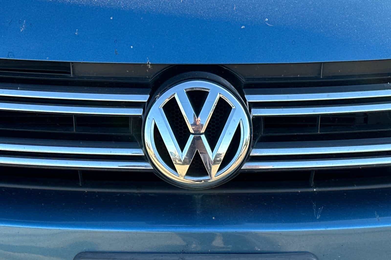 Thumbnail: 2017 Volkswagen Tiguan - 10