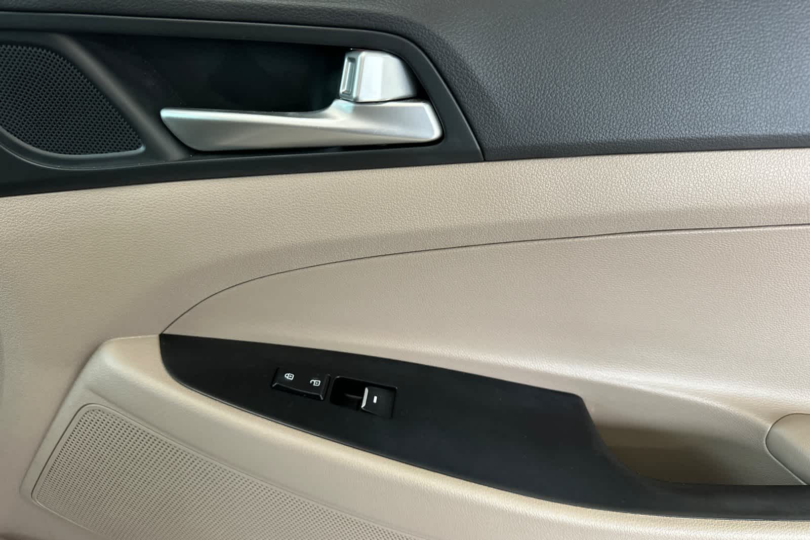 Thumbnail: 2021 Hyundai Tucson - 19