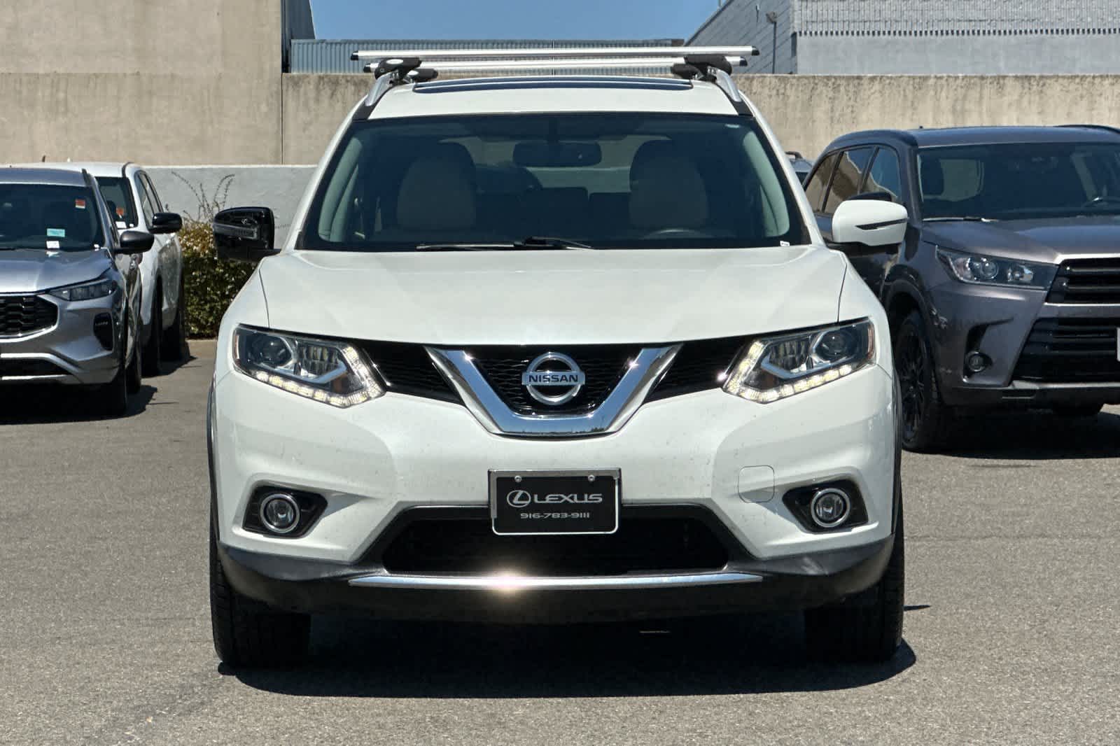 Thumbnail: 2016 Nissan Rogue - 10