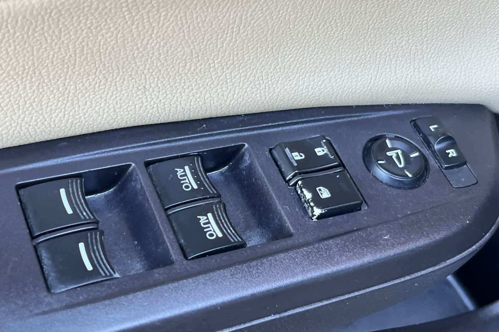 Thumbnail: 2015 Acura ILX - 13