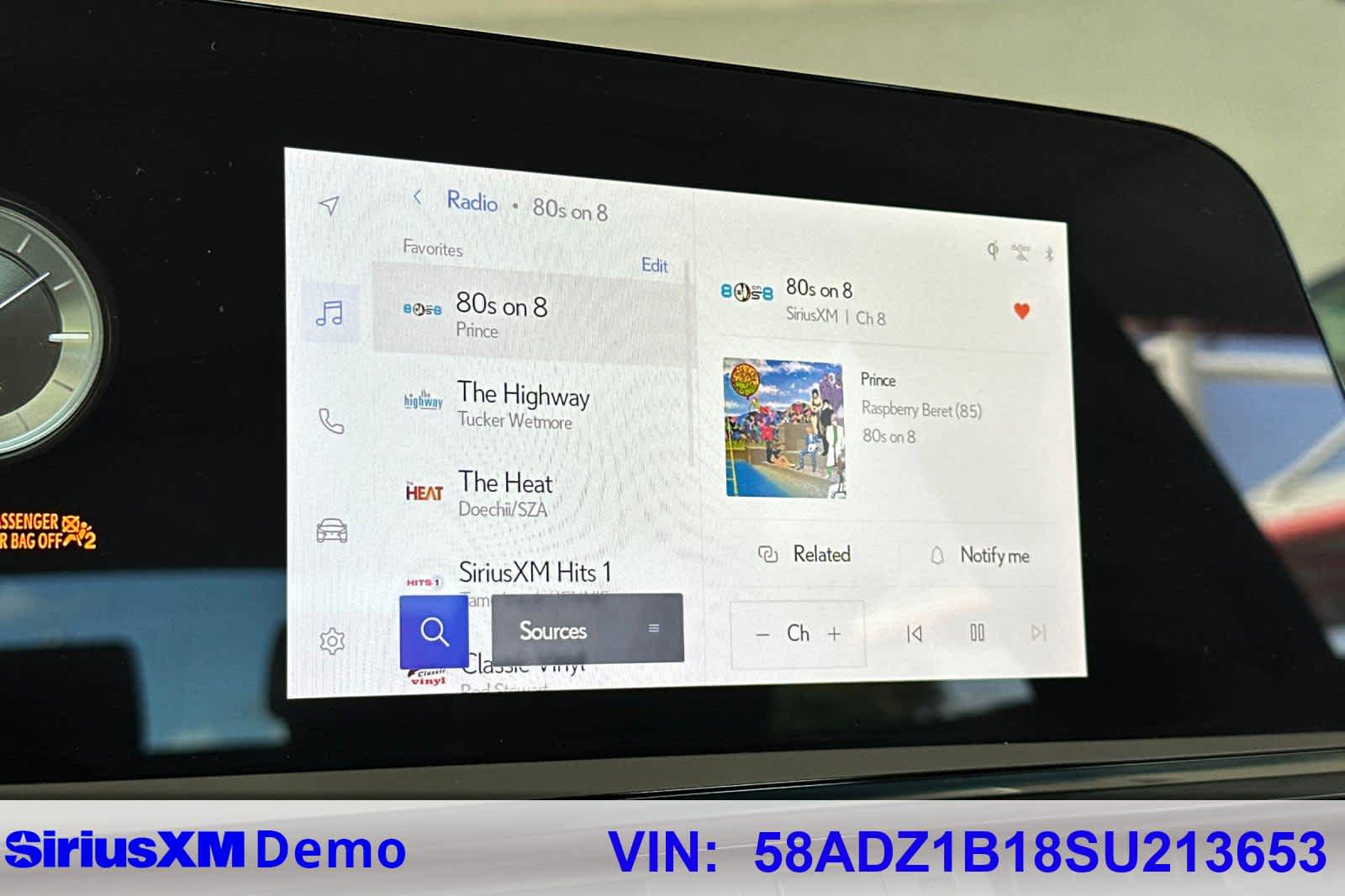 Thumbnail: 2025 Lexus ES - 32