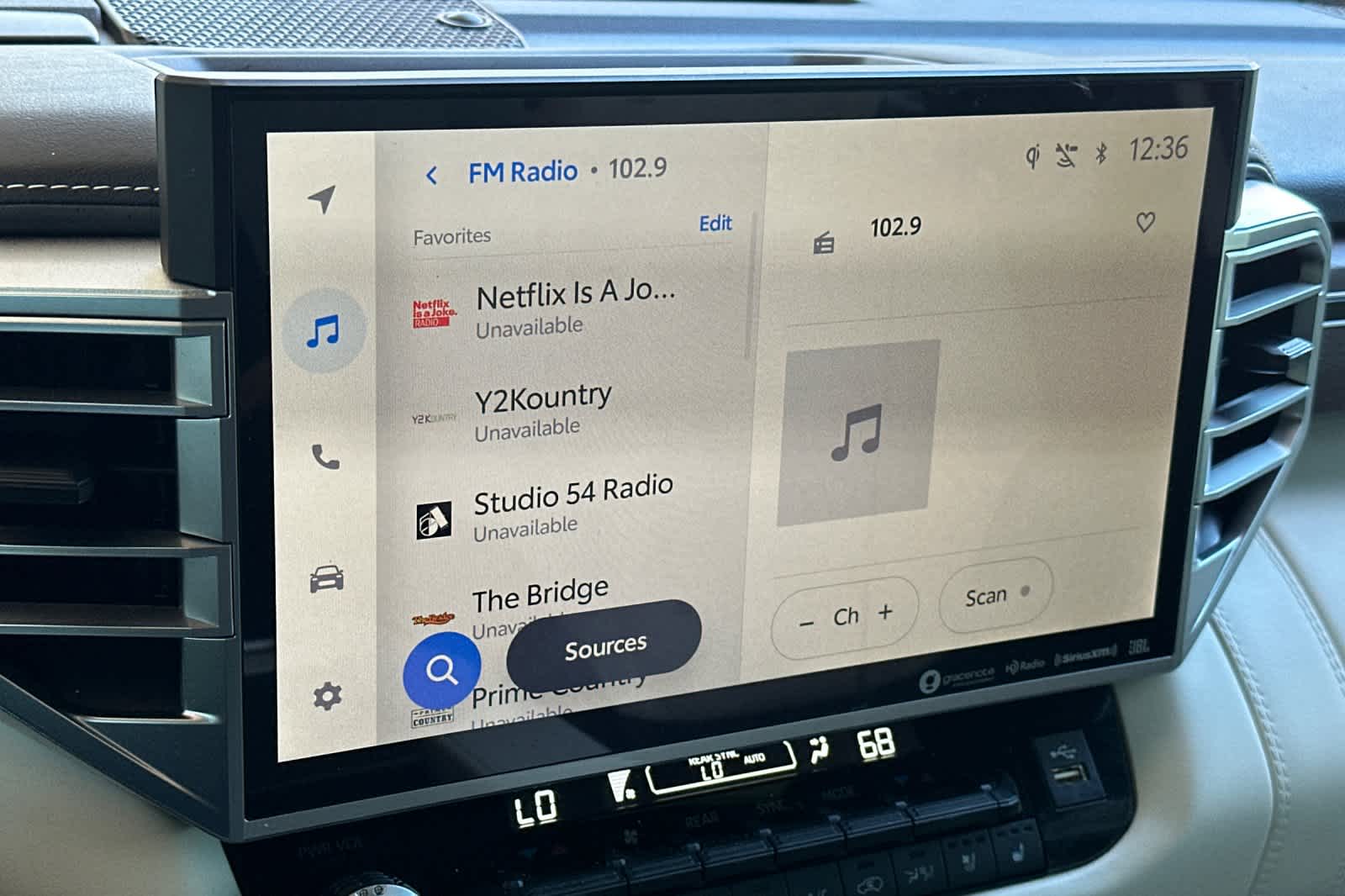 Thumbnail: 2024 Toyota Sequoia - 20