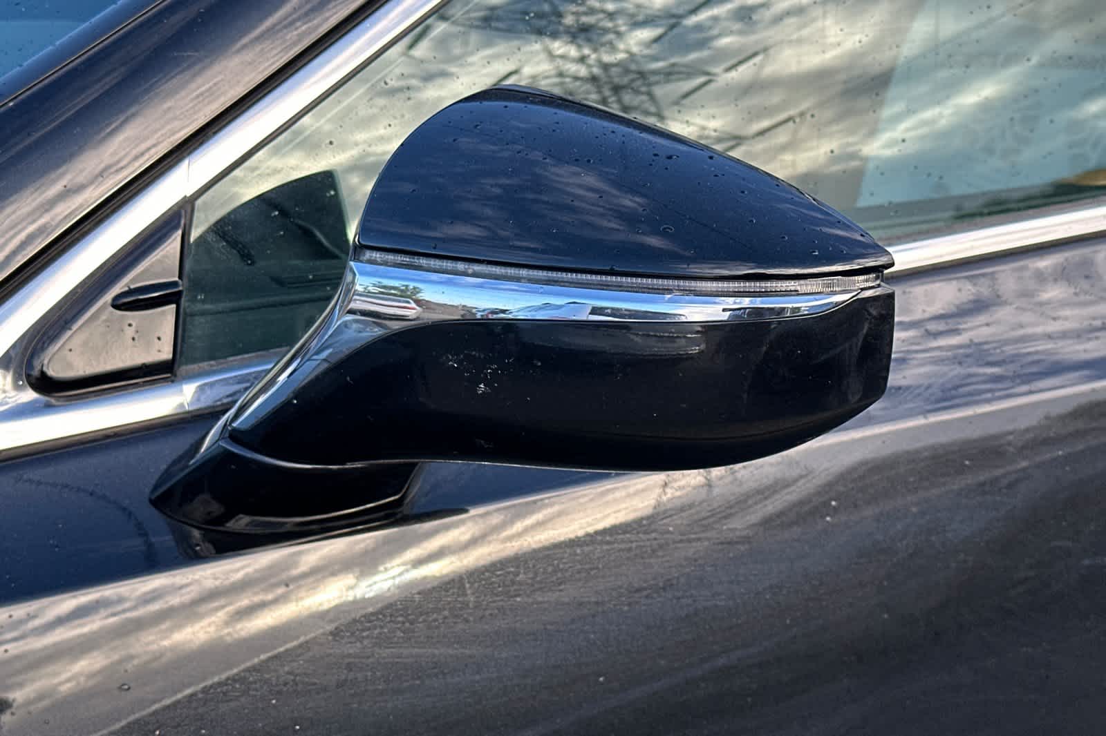 Thumbnail: 2024 Lexus ES - 21
