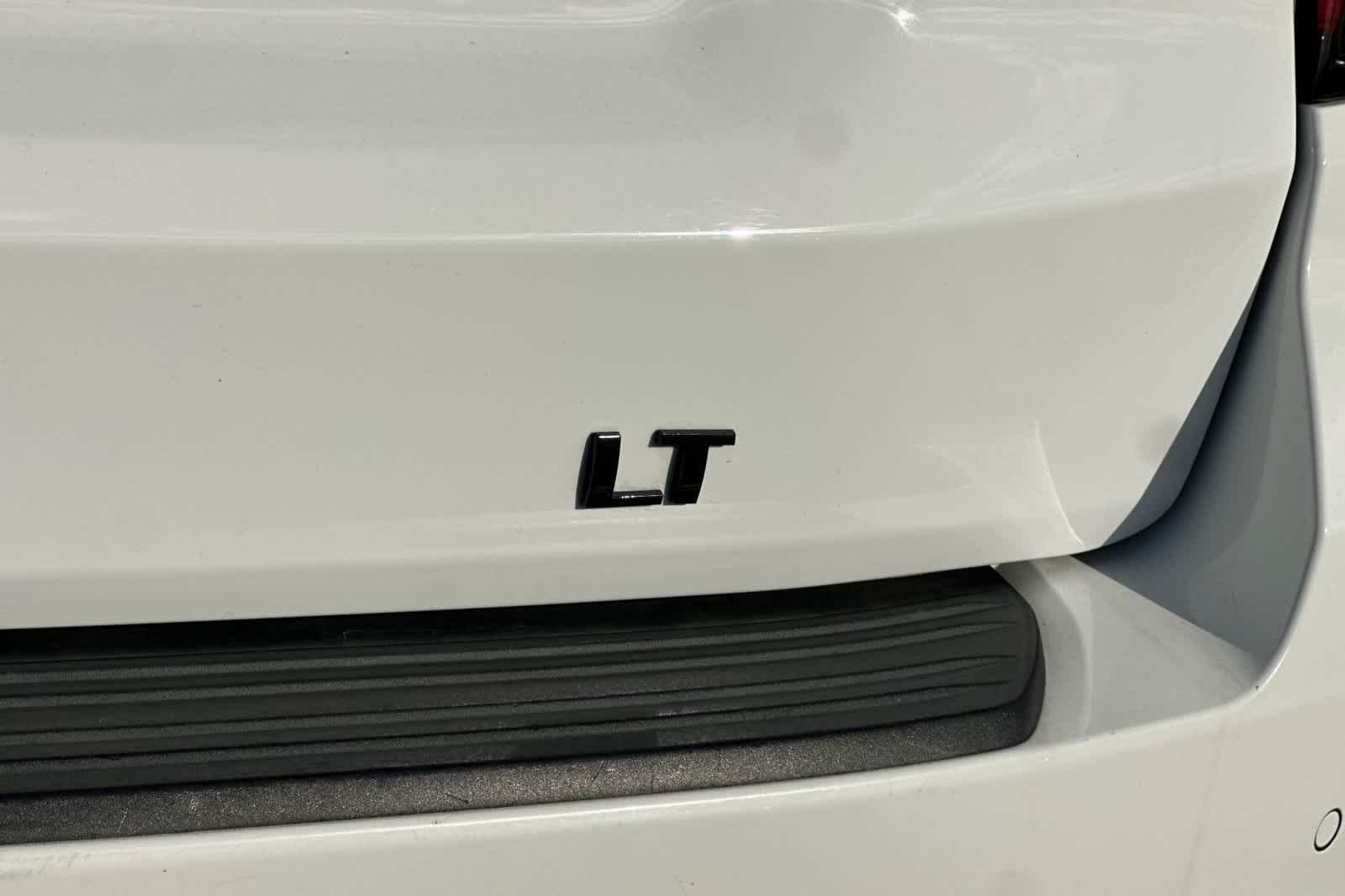 Thumbnail: 2021 Chevrolet Tahoe - 33